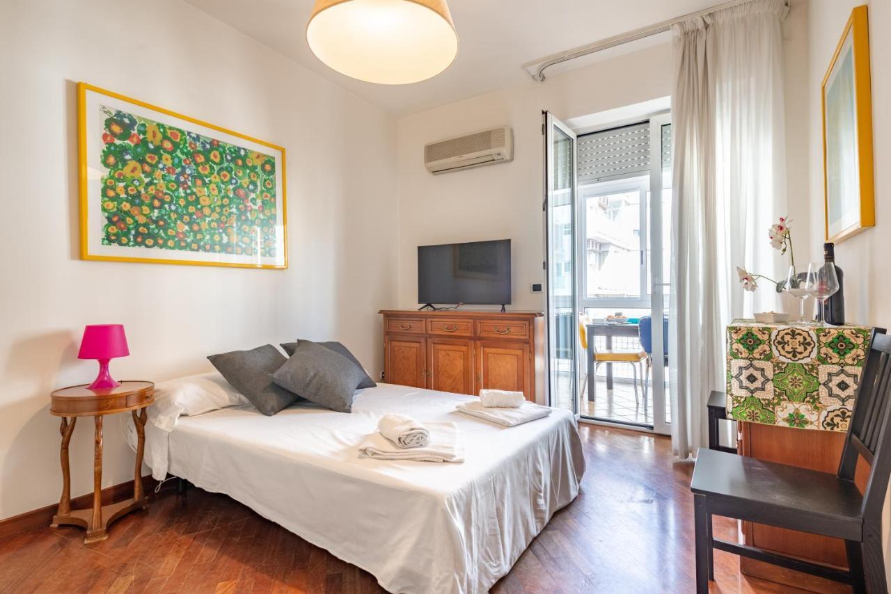 & Comfy With Veranda Apartment *